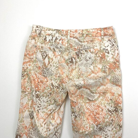 Bandolino Mandie Capri Women's size 8 Multi Color Denim jeans - Picture 2 of 4